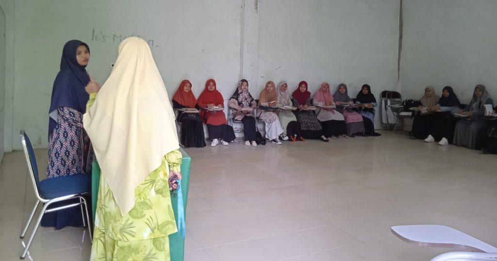 KUNJUNGAN KEPALA BAHASA KE KELAS – KELAS BAHASA ARAB DAN INGGRIS