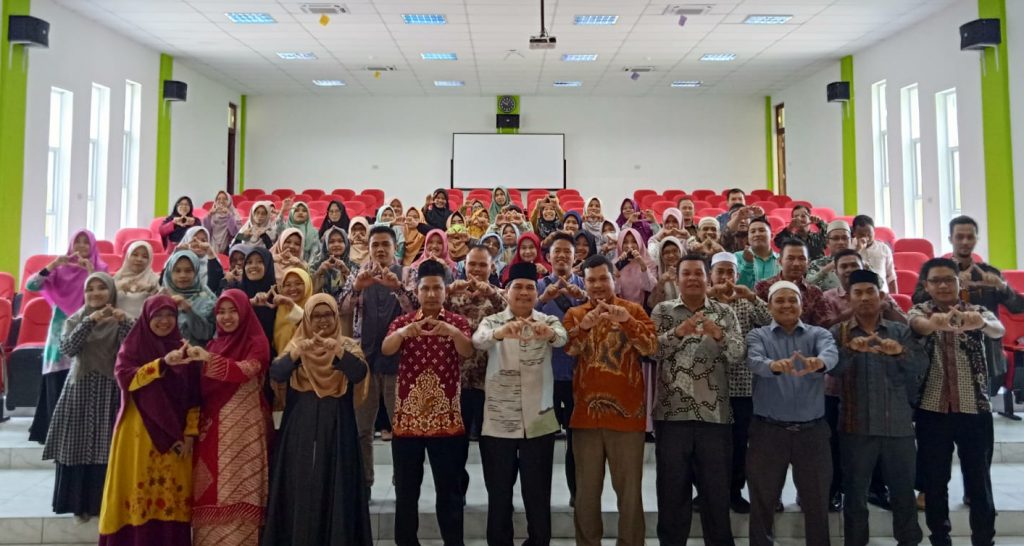 Rapat Rutin Awal Semester UPT. Bahasa Bersama Dosen Bahasa Inggris dan Bahasa Arab