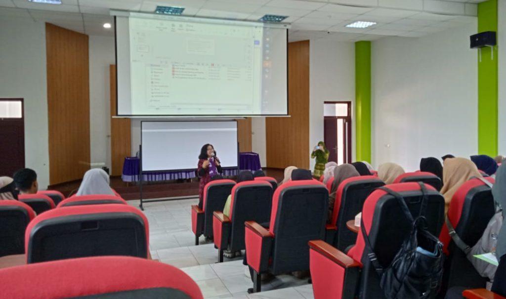 Kegiatan Workshop Metode Pengajaran Bahasa Inggris Kreatif UPT Bahasa UIN Syekh Ali Hasan Ahmad Addary Padangsidimpuan