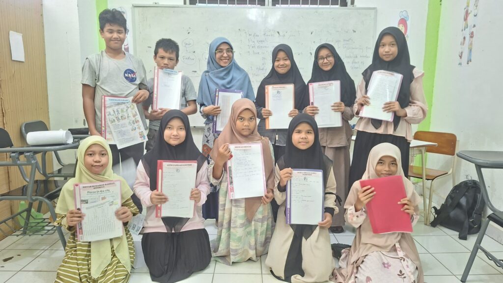 ENGLISH CAMP FOR KIDS BY UPT BAHASA