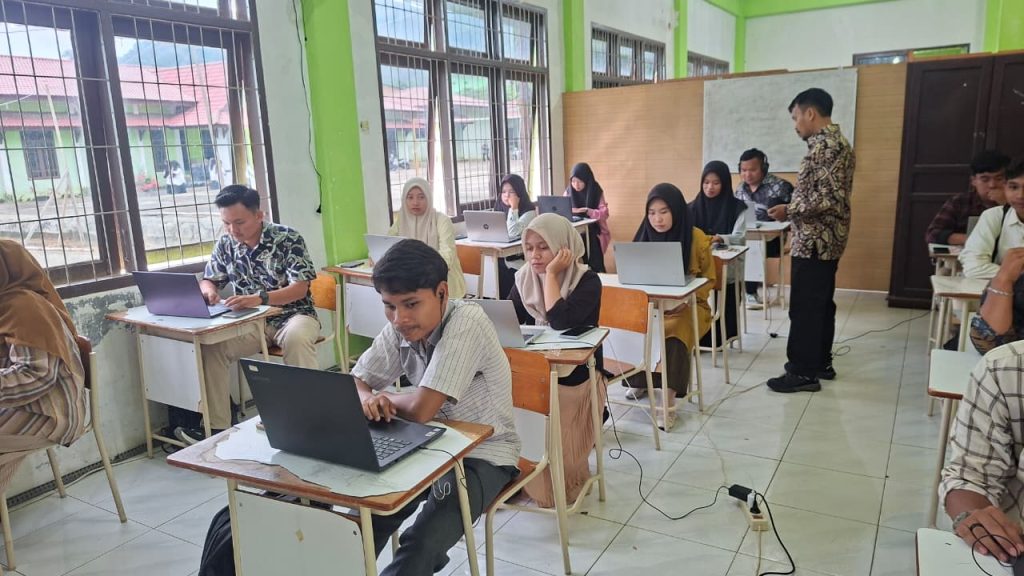 UPT Bahasa UIN Syahada Tetap Gelar TOEFL dan TOAFL di Tengah Keterbatasan Laboratorium